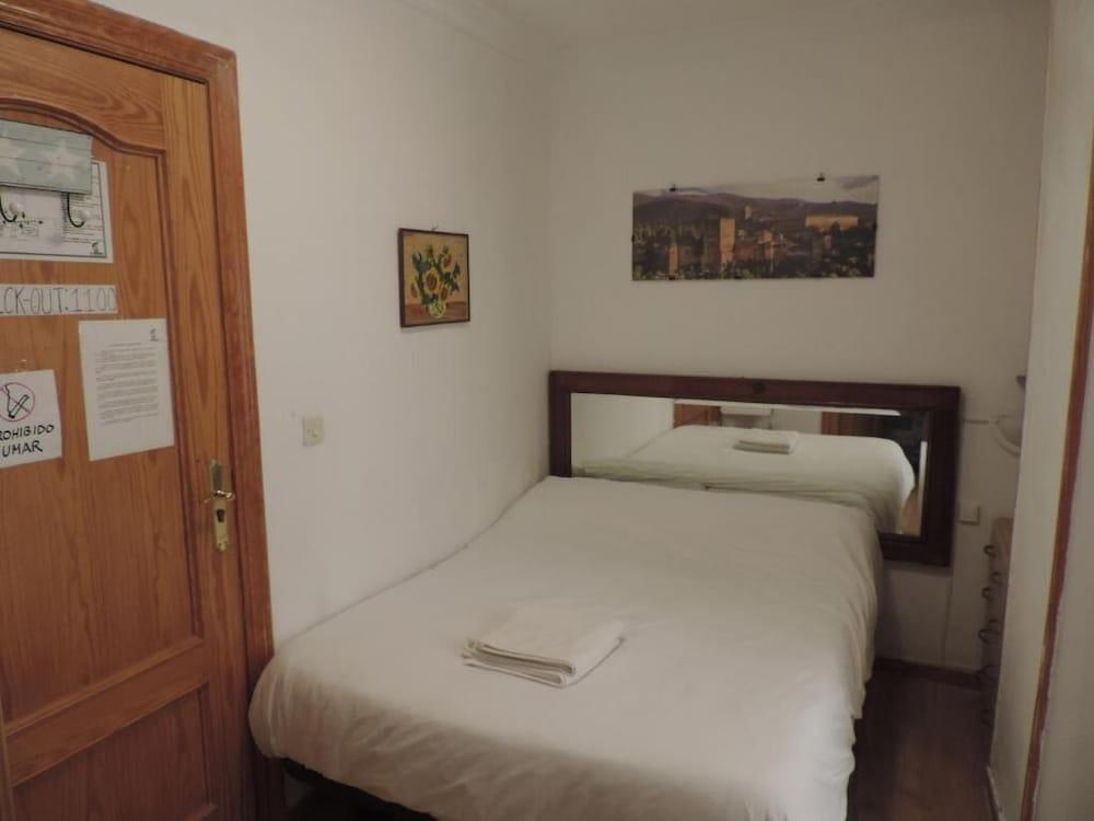 Hostel El Cascabel غرناطة المظهر الخارجي الصورة