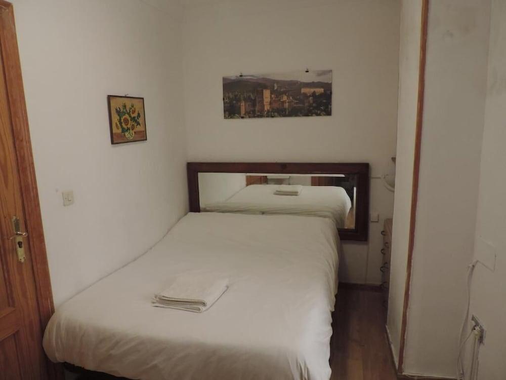 Hostel El Cascabel غرناطة المظهر الخارجي الصورة